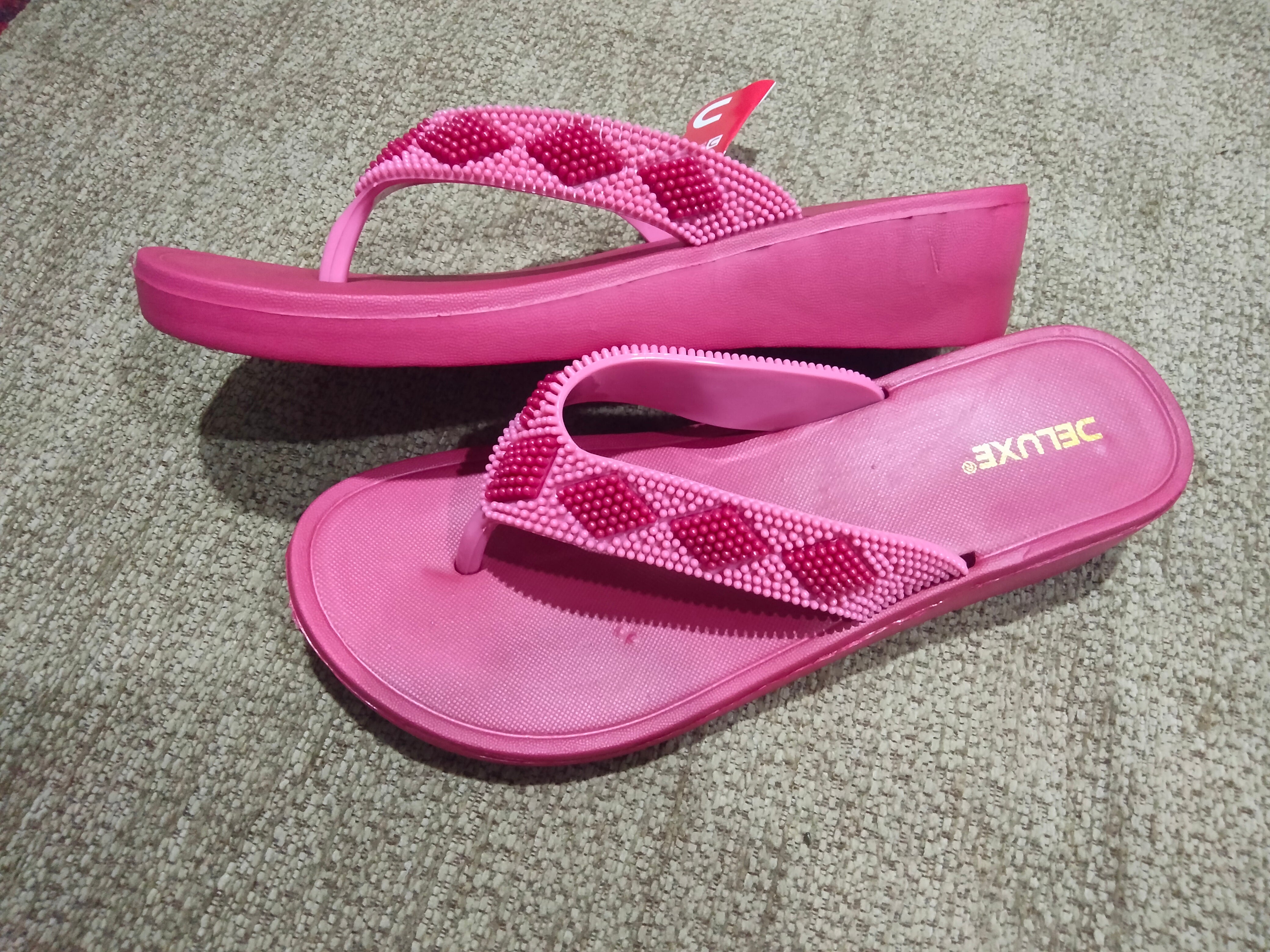 Deluxe footwear casual slippers for women
