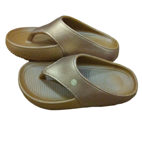 Long lasting slippers for women