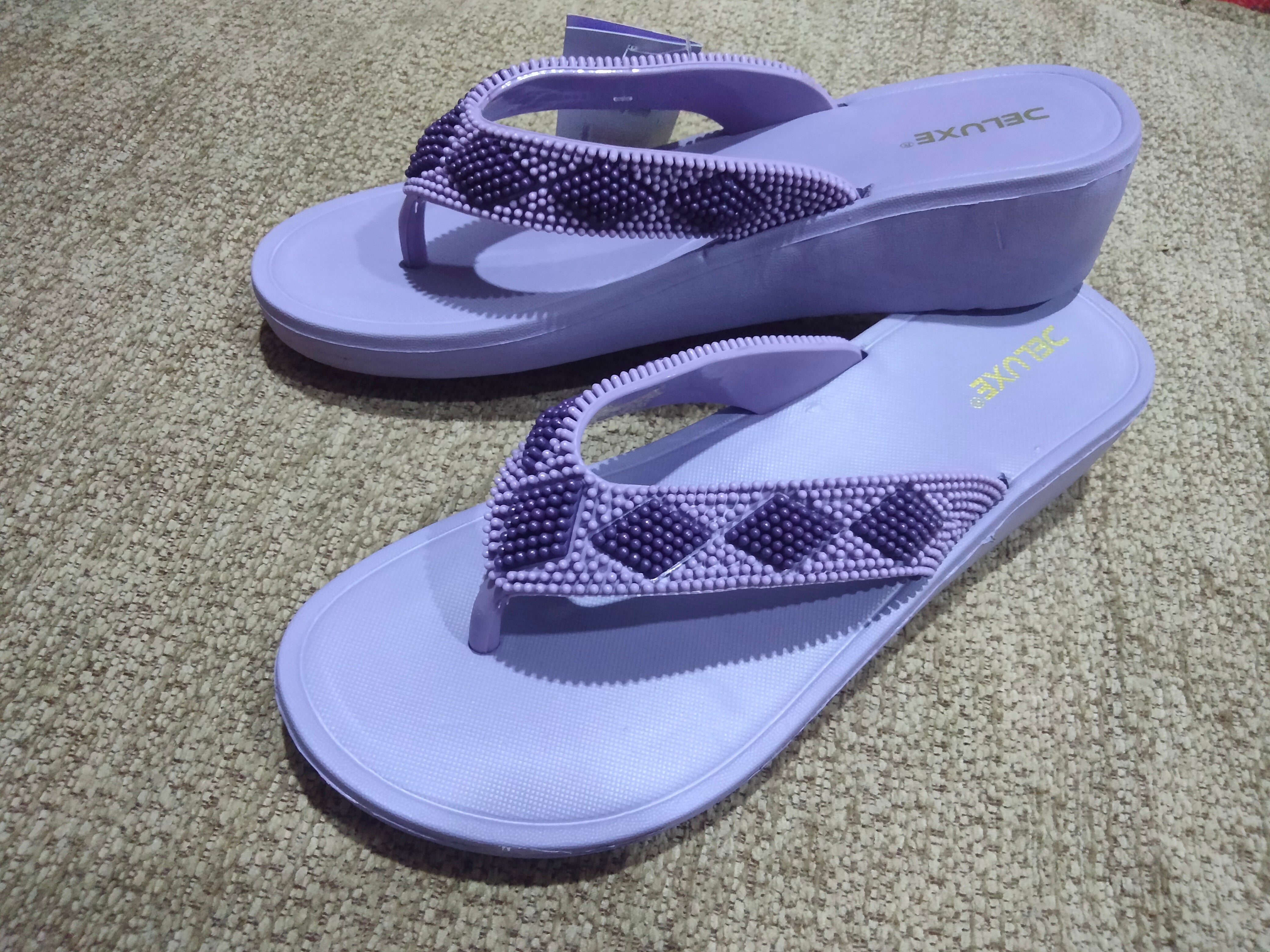 Deluxe footwear casual slippers for women