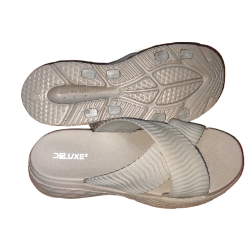Thick sole Ladies slippers