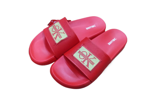 Flat sole slippers for girls