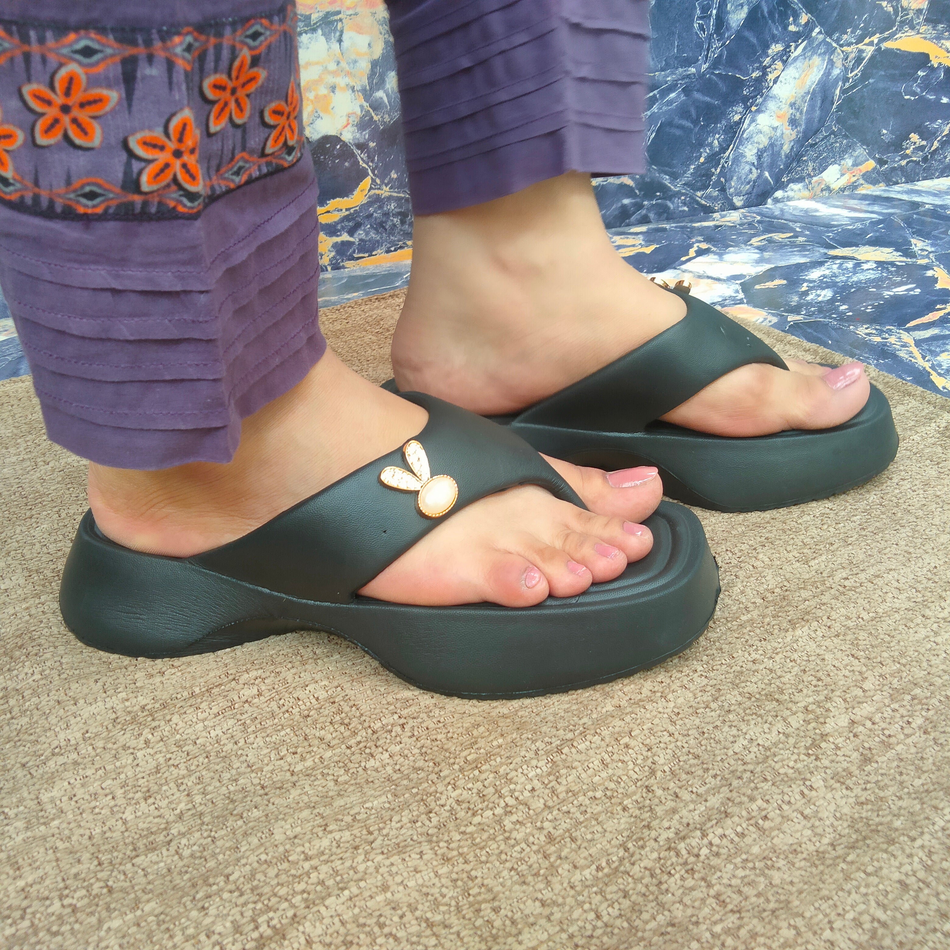 Deluxe shoes online shopping in Pakistan